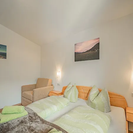 In Brixen Near Wilder Kaiser Gondola, Cleaning Included Apartamento